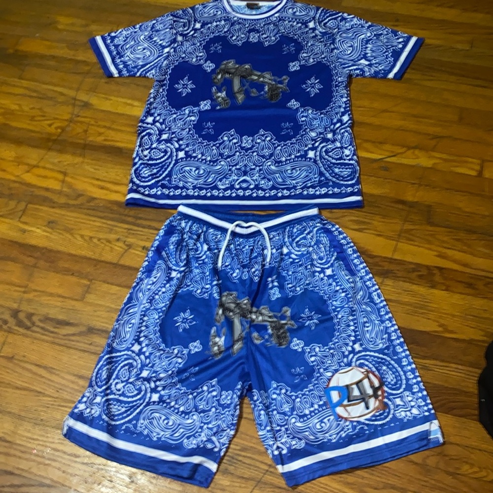 Men’s Bandanna Short Set.(Brand New)